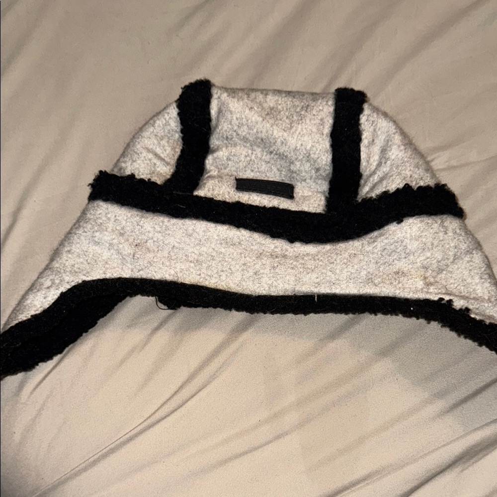 Burberry toddler Gray and Black Winter Hat